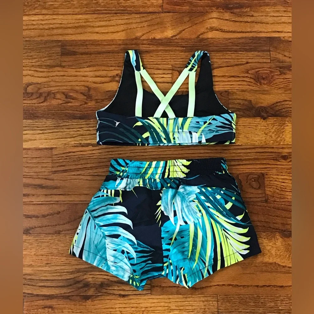 Old Navy Girls Activewear Gymnastics Gym Dance Short & Top Set Size 4 / 5 XS